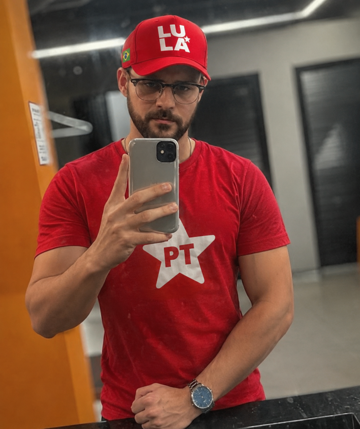 Foto do kit associada ao depoimento ilustrativo de Márcio Fontes Ribeiro